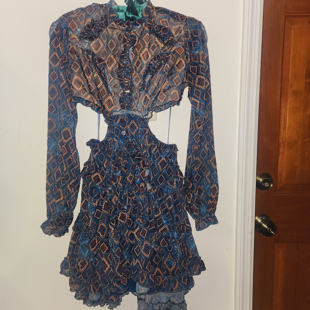 Sukiso Patterned Long Sleeve Cut Out Dress